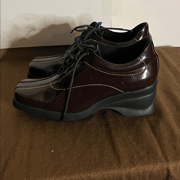 😄NWT brown waterproof Oxford-style shoes Dosandes patten leather look 6.5 - Picture 4 of 8